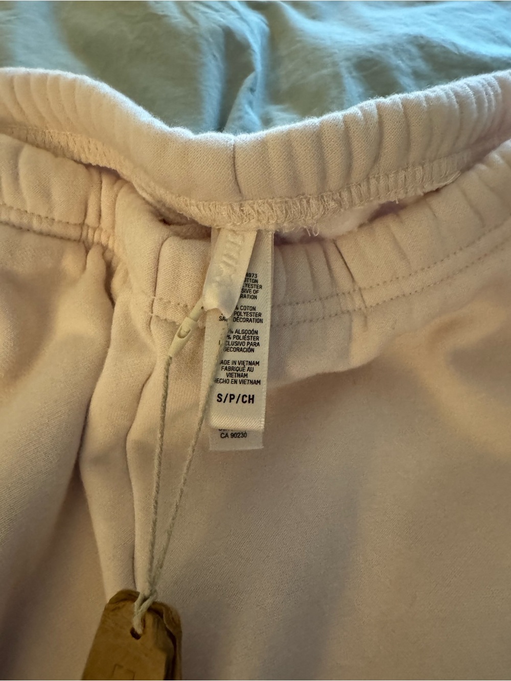 Skims Cropped Hoodie & Jogger Set in Light pink. Ladies small NWT - Picture 11 of 11